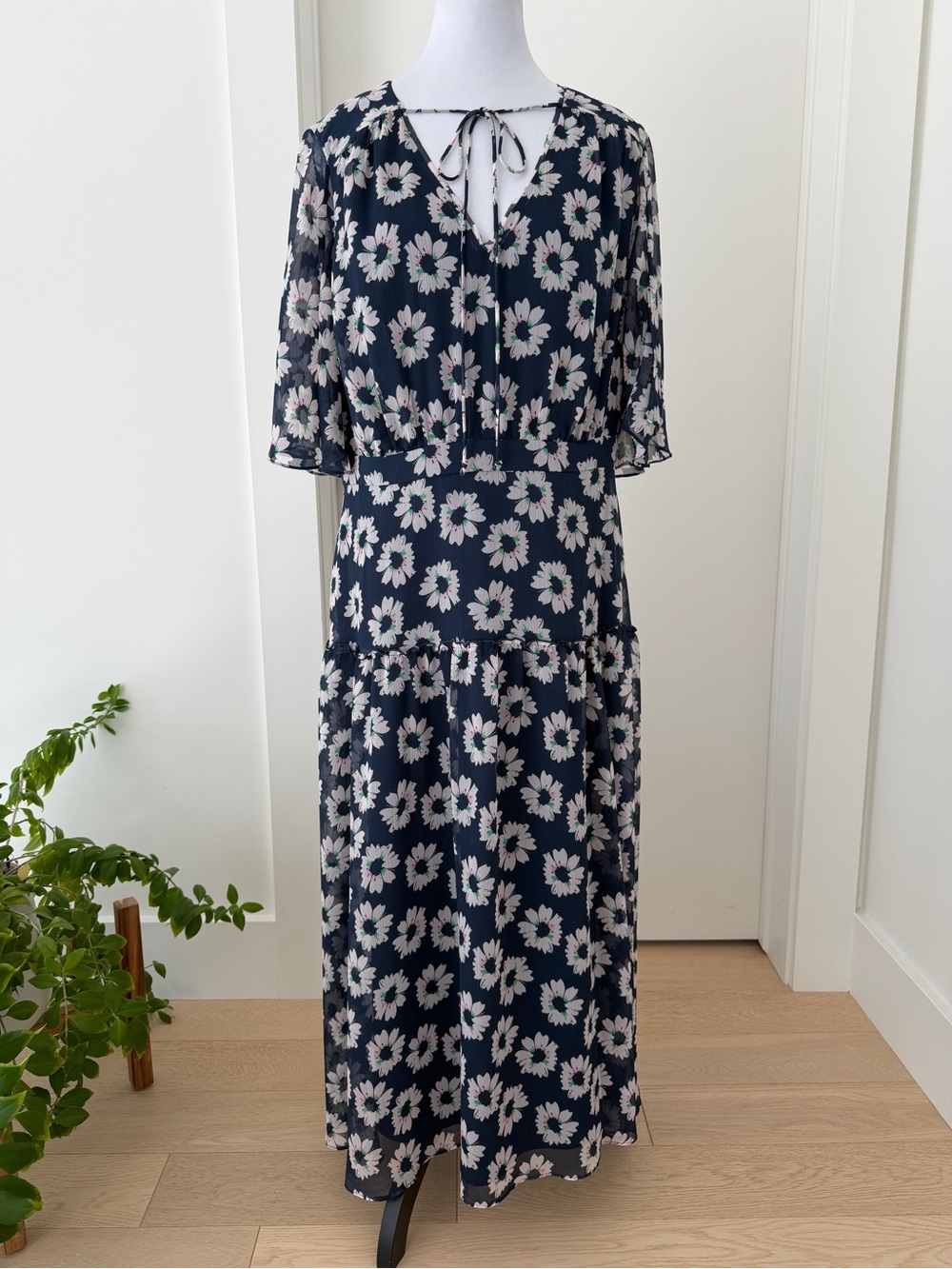 TED BAKER LONDON Marllee Tiered Fit-And-Flare Dress Garden Party Floral Daisy